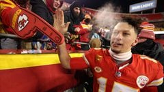 KANSAS CITY, MISSOURI - JANUARY 13: Patrick Mahomes #15 of the Kansas City Chiefs greets fans after defeating the Miami Dolphins 26-7 in the AFC Wild Card Playoffs at GEHA Field at Arrowhead Stadium on January 13, 2024 in Kansas City, Missouri.   Jamie Squire/Getty Images/AFP (Photo by JAMIE SQUIRE / GETTY IMAGES NORTH AMERICA / Getty Images via AFP)