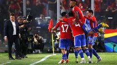 “Trastornó el partido”: Berizzo reveló la clave de su primera victoria en la Roja
