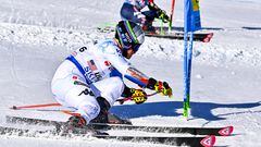 Meribel (France), 14/02/2023.- River Radamus (front) of the United States in action against Alexander Steen Olsen of Norway during the Big final of the Alpine Team Parallel event at the FIS Alpine Skiing World Championships in Meribel, France, 14 February 2023. (Francia, Noruega, Estados Unidos) EFE/EPA/JEAN-CHRISTOPHE BOTT
