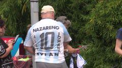Hinchas argentinos frente a la casa de Maradona: "Se murió el fútbol"