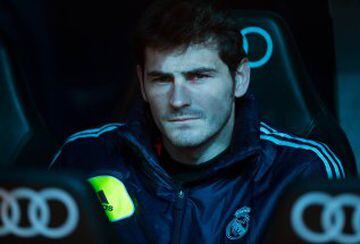 Iker Casillas: Luego de ser por un largo tiempo dueño indiscutible del arco de Real Madrid, la llegada de José Mourinho a la dirección técnica lo sacó de ese lugar y Diego López se adueño de su puesto, tanto así que en 2015 tuvo que irse del equipo español para el Porto de Portugal.