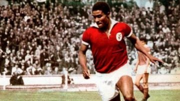 El jugador histórico portugués fue una de las piezas clave para que las Águilas del Benfica consiguiera el título de la Champions League en 1962