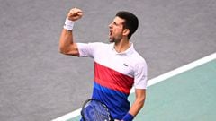 Novak Djokovic celebra un punto en Par&iacute;s-Bercy.