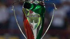 El trofeo de la Copa MX.