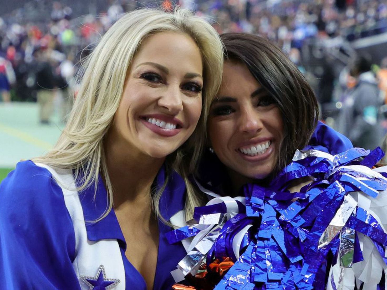 Dallas Cowboys vs Washington Commanders – Dallas Cowboys Cheerleaders