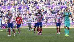 Los jugadores del Atl&eacute;tico tras el partido contra el Valladolid. 