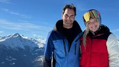 Roger Federer y Lindsey Vonn en St Moritz, Suiza, sonriendo.