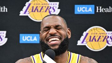 La estrella de Los Angeles Lakers arranca su vigésima temporada en la NBA. Este año tiene la posibilidad cercana de superar el histórico récord de puntos en la liga de Kareem Abdul-Jabbar.
