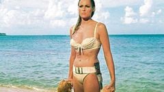 La primera 'Chica Bond' con su aparición en '007 contra el Dr. No' (1962). Su escena saliendo del mar es historia del cine y contribuyó a que se extendiera el uso del bikini. La prenda fue subastada por medio millón de euros.