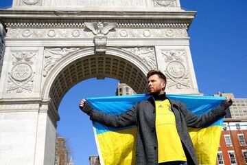 Activists and Ukrainian New Yorkers protest against Russia's invasion of Ukraine during a rally in Washington Square Park in Manhattan, New York on 27 February 2022