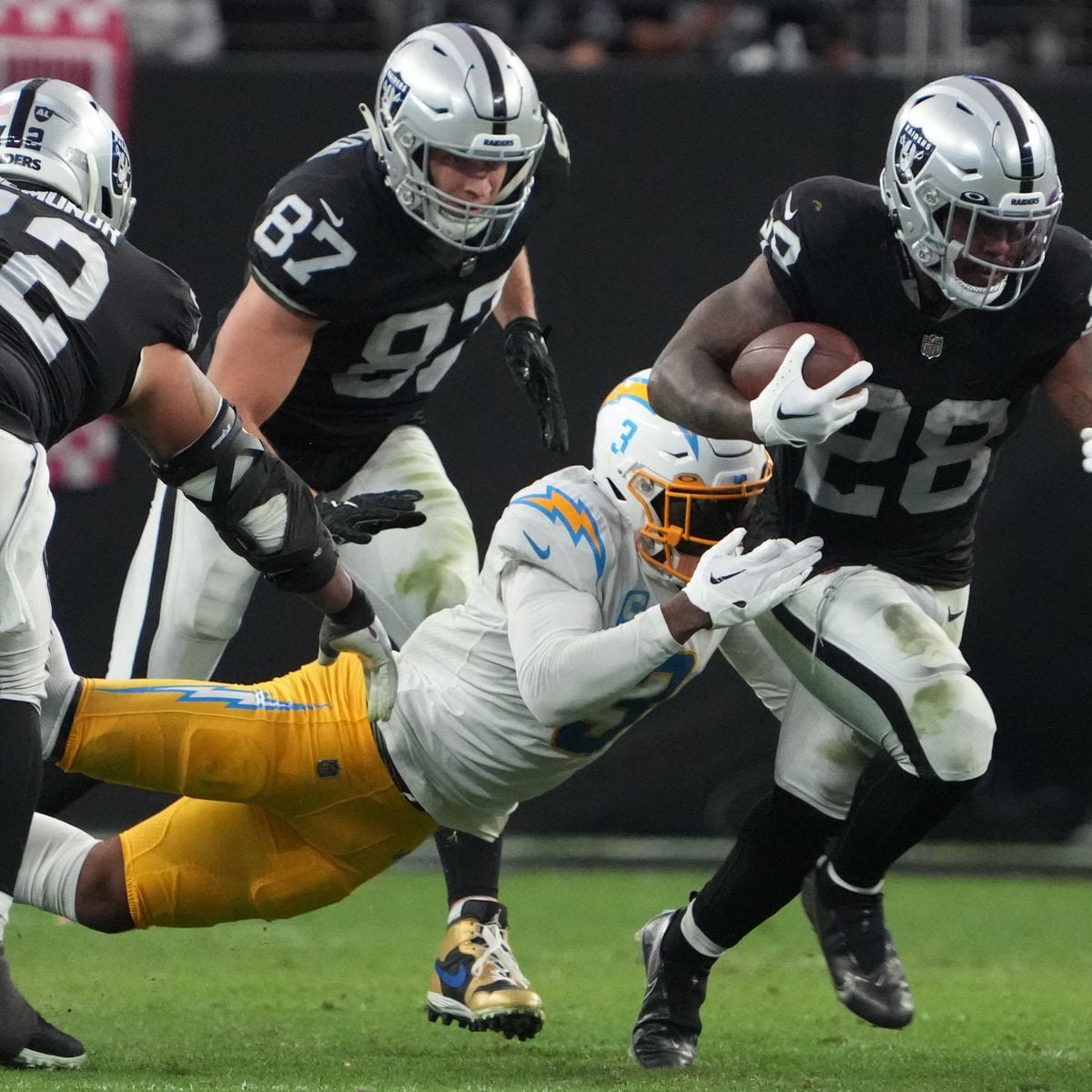 OAKLAND RAIDERS VS. L.A. RAMS NFL LIVE STREAM FREE ONLINE