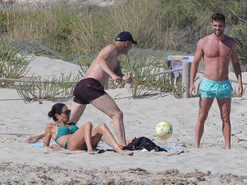 Zidane de vacaciones con su familia en la playa