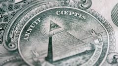 El billete de un dólar esconde varios simbolismos, a los cuales se les han asignado ciertos significados. Te explicamos qué significan la pirámide y el ojo.