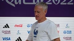 France's coach Didier Deschamps arrives for a press conference at the Qatar National Convention Center (QNCC) in Doha on December 9, 2022, on the eve of the Qatar 2022 World Cup quarter-final football match between England and France. (Photo by FRANCK FIFE / AFP)