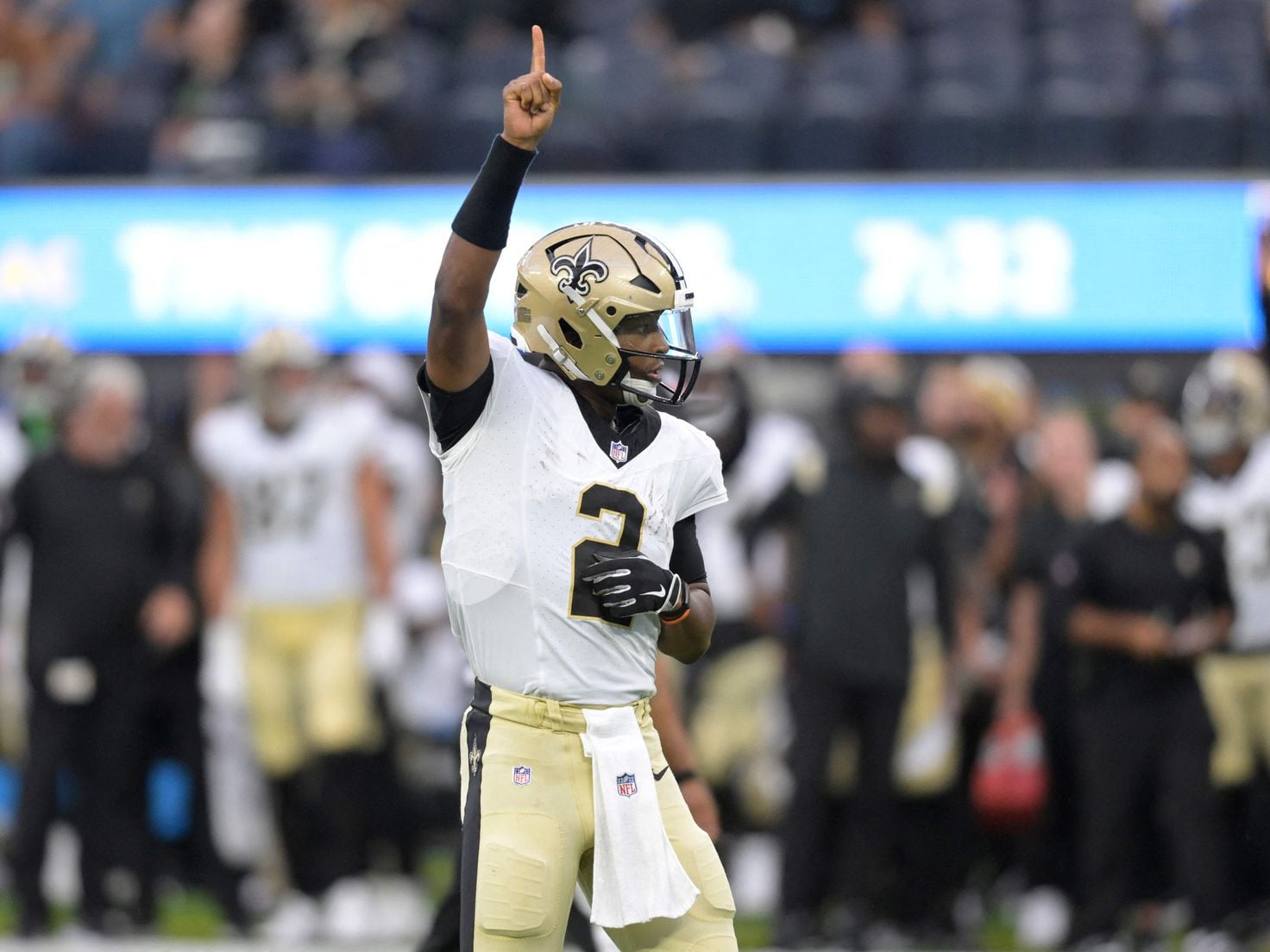 Which New Orleans Saints players won't play vs. Chargers?