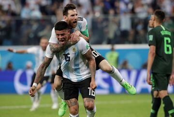 Marcos Rojo y Lionel Messi,Argentina.