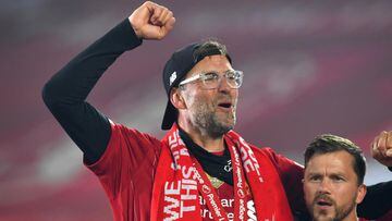 Liverpool dominate nominees for Premier League season awards