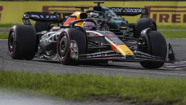 Violenta pole de Verstappen, a un mundo de Sainz y Alonso