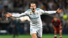 KIEV, UKRAINE - MAY 26:   Gareth Bale of Real Madrid celebrates scoring his side's second goal during the UEFA Champions League Final between Real Madrid and Liverpool at NSC Olimpiyskiy Stadium on May 26, 2018 in Kiev, Ukraine. (Photo by Michael Regan/Getty Images)