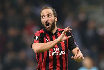 Higuaín arrived at Milan for another fee of €9m in the summer of 2018 after Juve signed Cristiano Ronaldo but spent only six months at San Siro.