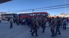 La Roja desata la locura en Calama: así fue la salida del hotel