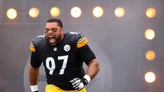 PITTSBURGH, PENNSYLVANIA - SEPTEMBER 10: Cameron Heyward #97 of the Pittsburgh Steelers is introduced prior to a game against the San Francisco 49ers at Acrisure Stadium on September 10, 2023 in Pittsburgh, Pennsylvania.   Joe Sargent/Getty Images/AFP (Photo by Joe Sargent / GETTY IMAGES NORTH AMERICA / Getty Images via AFP)