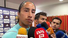 Mayra Ramírez en una atención a medios a de la Selección Colombia Femenina en Bogotá.
