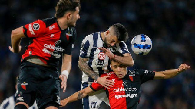 Colón - Talleres: posibles formaciones, horarios y cómo ver en TV la Copa Libertadores