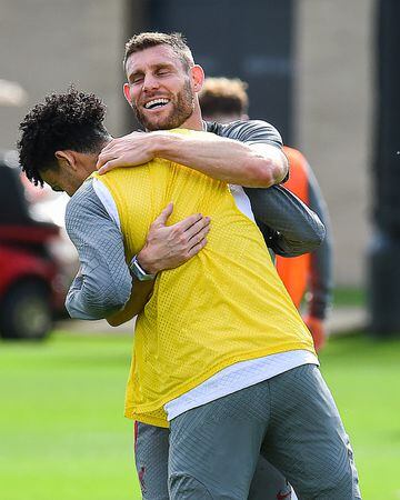 Los líderes del vestuario del Liverpool están felices con el regreso de Luis Díaz a los entrenamientos del grupo.