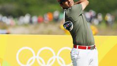 RIO DE JANEIRO, BRAZIL - AUGUST 13:  Felipe Aguilar of Chile hits his tee shot on the ninth hole during the third round of the golf on Day 8 of the Rio 2016 Olympic Games at the Olympic Golf Course on August 13, 2016 in Rio de Janeiro, Brazil.  (Photo by Scott Halleran/Getty Images)