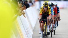El ciclista del Jumbo-Visma Rohan Dennis compite durante el Criterium de Saitama organizado por el Tour de Francia.