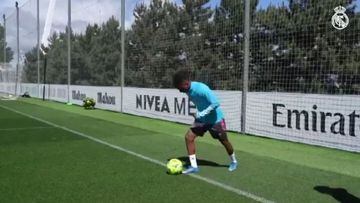 Bend it like Rodrygo... Madrid star delves into his bag of tricks