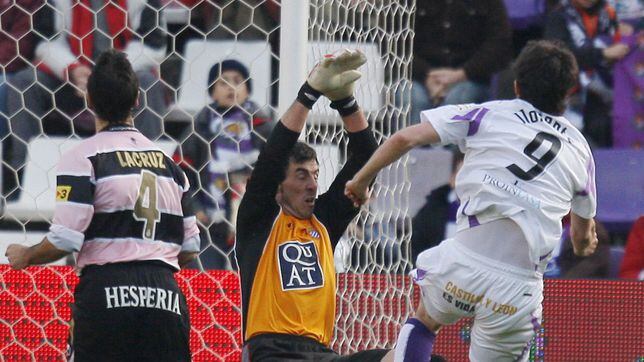 La imaginación de Víctor y Llorente para hacer el gol más rápido de la Liga