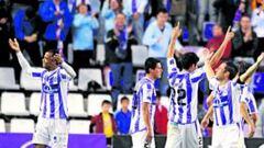 <b>ALEGRÍA. </b>Los jugadores del Valladolid celebraron los goles y la victoria con el público tras siete meses sin disfrutar de los tres puntos en Zorrilla.