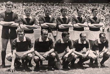 El conjunto italiano estuvo durante la patada inicial del histórico estadio, Ulisse Gualtieri anotó dos tantos convirtiéndose en el primer jugador en hacer un doblete en el Estadio Azteca