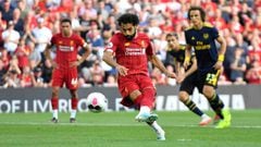 England Premier League - FC Liverpool vs FC Arsenal  24 August 2019, England, Liverpool: Liverpool&#039;s Mohamed Salah scores his side&#039;s second goal of the game from a penalty during the English Premier League soccer match between FC Liverpool and