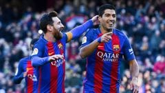 BARCELONA, SPAIN - JANUARY 14:  Luis Suarez of FC Barcelona celebrates with his team mate Lionel Messi after scoring his team&#039;s first goal during the La Liga match between FC Barcelona and UD Las Palmas at Camp Nou stadium on January 14, 2017 in Barc
