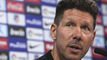 Simeone: "I still haven't been told that Diego Costa's back with us"