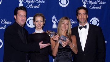 David Schwimmer y Lisa Kudrow se suman al resto de los coprotagonistas de ‘Friends’ para rendir homenaje a Matthew Perry tras su muerte.