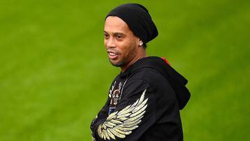 Ronaldinho to visit Pakistan with David James and George Boateng