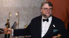 Guillermo del Toro neg&oacute; tajantemente en 2016 ser aficionado al Am&eacute;rica y revel&oacute; en su cuenta de twitter que cuando era joven sinti&oacute; afici&oacute;n al Atlas