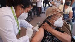 Vacunación México: cuándo se aplicará la dosis de refuerzo a los maestros