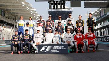 Los pilotos de F&oacute;rmula 1 posan antes del pasado GP de Abu Dhabi. 