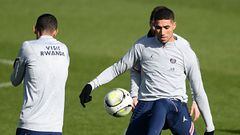 Paris Saint-Germain&#039;s Moroccan defender Achraf Hakimi controls the ball during a training session at the Camp des Loges Paris Saint-Germain football club&#039;s training ground in Saint-Germain-en-Laye on February 25, 2022. (Photo by FRANCK FIFE / AF