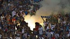 La quema de butacas en el Estadio Cuauhtémoc.
