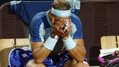 El tenista espa&ntilde;ol Rafa Nadal se lamenta durante su partido ante Denis Shapovalov en el Masters 1.000 de Roma.