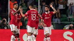 Manchester United's English forward Marcus Rashford (L) celebrates scoring the opening goal during the UEFA Europa League last 16 second leg football match between Real Betis and Manchester United at the Benito Villamarin stadium in Seville on March 16, 2023. (Photo by JORGE GUERRERO / AFP)