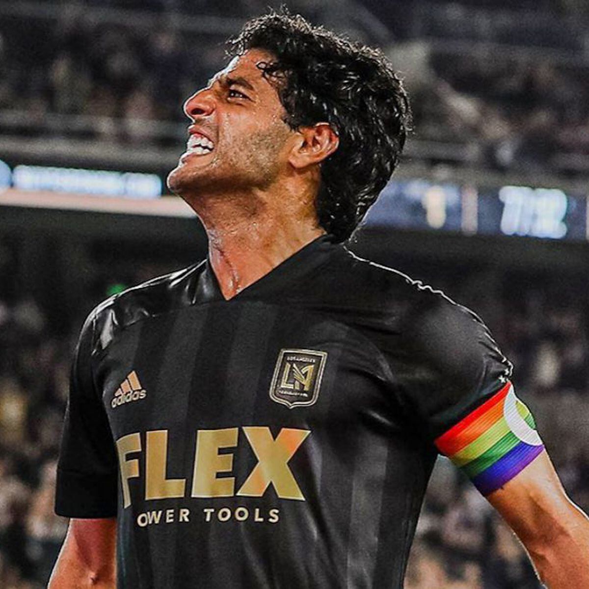 LAFC on X: Want to win this @11carlosV signed #LAFC jersey? Help