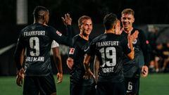 Santos Borré anota en amistoso de Eintracht Frankfurt en Abu Dabi