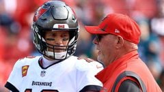 While NFL reports recognize that Tom Brady is noncommittal to playing beyond this season, Bruce Arians is hopeful the seven-time Super Bowl champion stays.